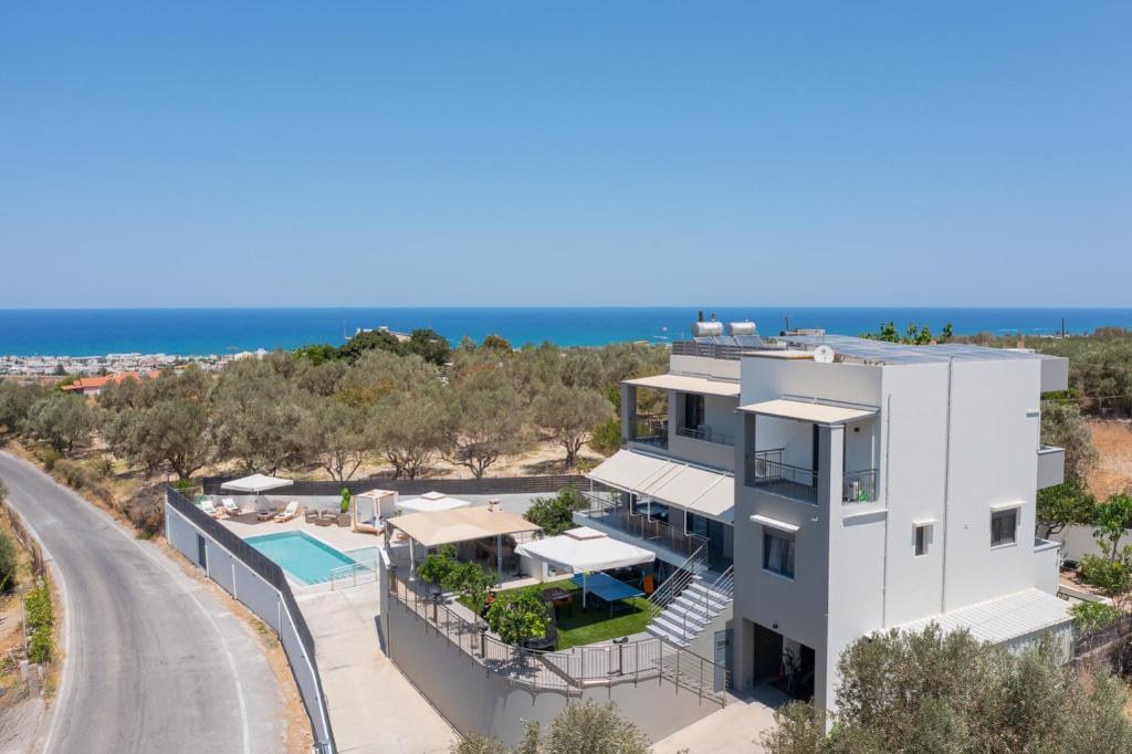 3As 3BD Villa, Heated Pool, Sauna & Gym