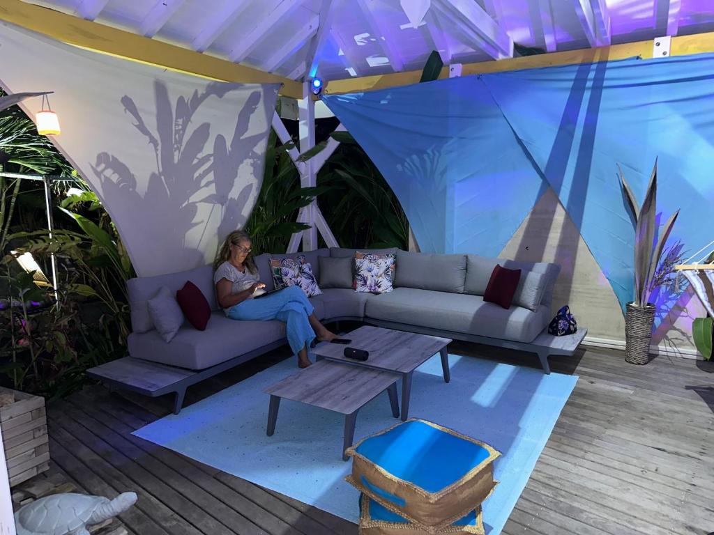 Posezení v ubytování Au Bel'vue chez Sandrine "Gite & Chambre d'hôtes"