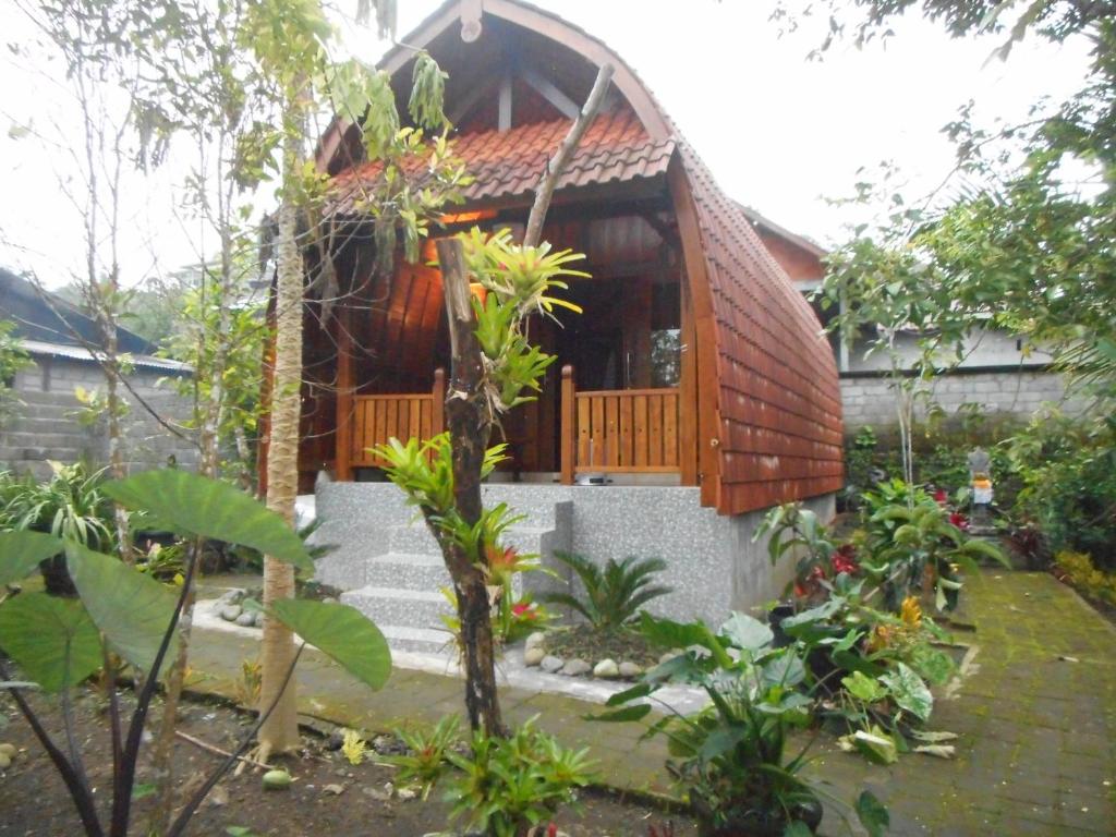 لابی و فضای عمومی Candra Homestay Besakih - تصویر ۵