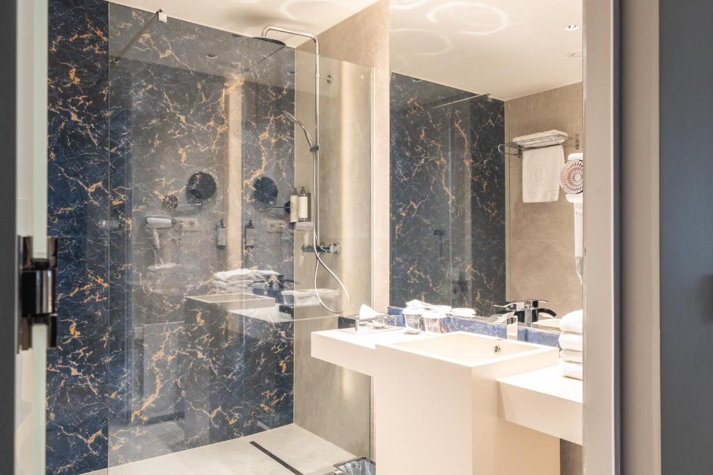 Hyllit Hotel - Resim 30