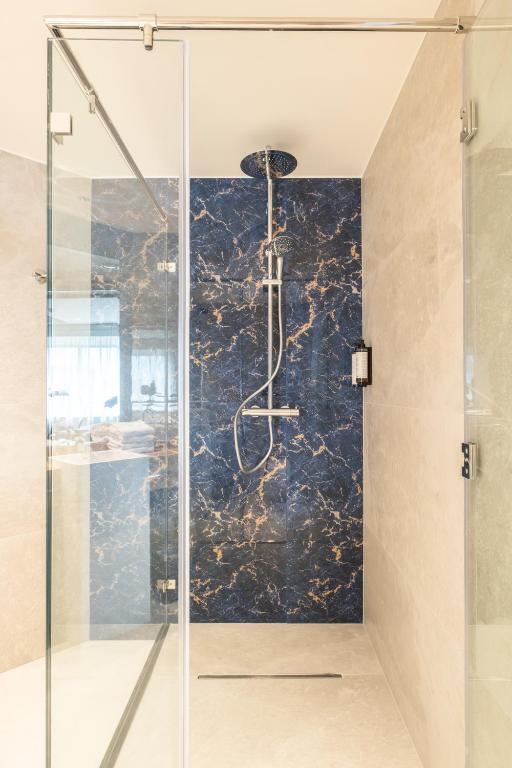 Hyllit Hotel - Resim 21