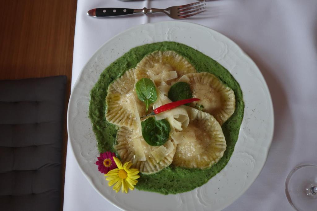 East West Hotel Basel - Resim 20