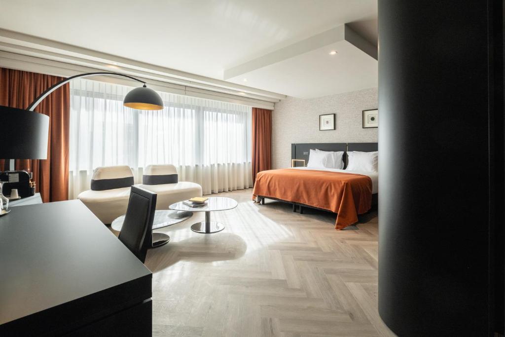 
Family Suite City View
