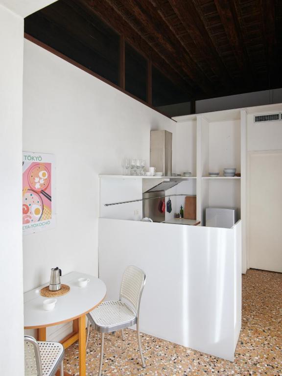 Palazzo Contarini Della Porta Di Ferro - Resim 42