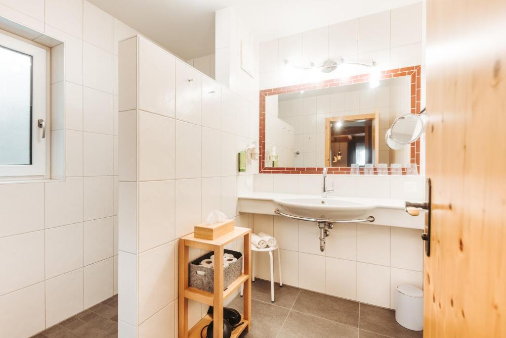 Koupelna v ubytování Regitnig - 4 Sterne Hotel und Chalets