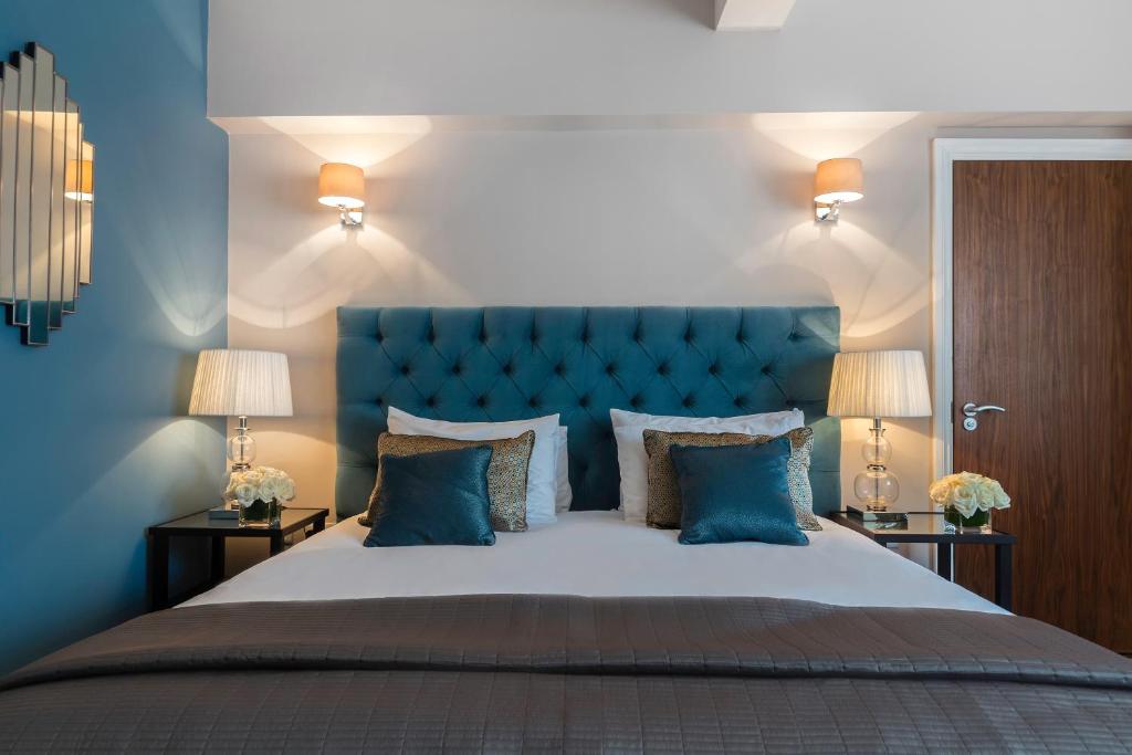 Arlington House Apartments - 