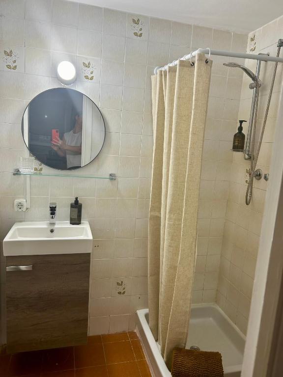 A bathroom at MIAMI PLAYA SIRENS en Cala Sirenas FREE WIFI