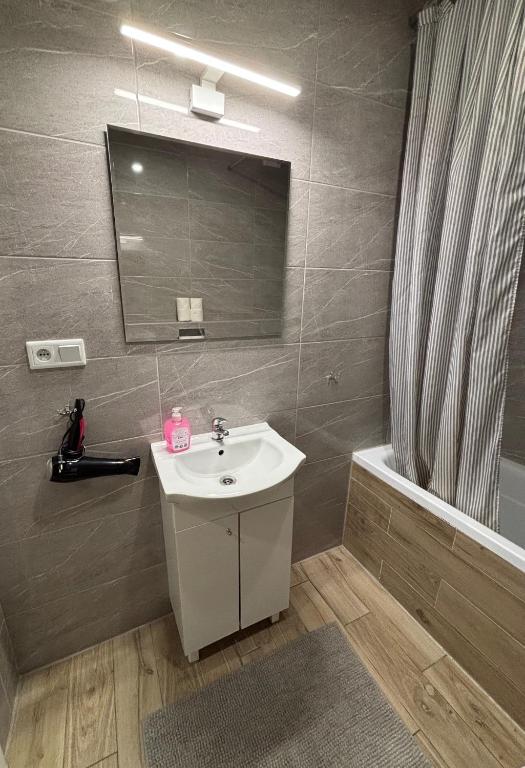 Holdek Apartamenty Ceglana - 19