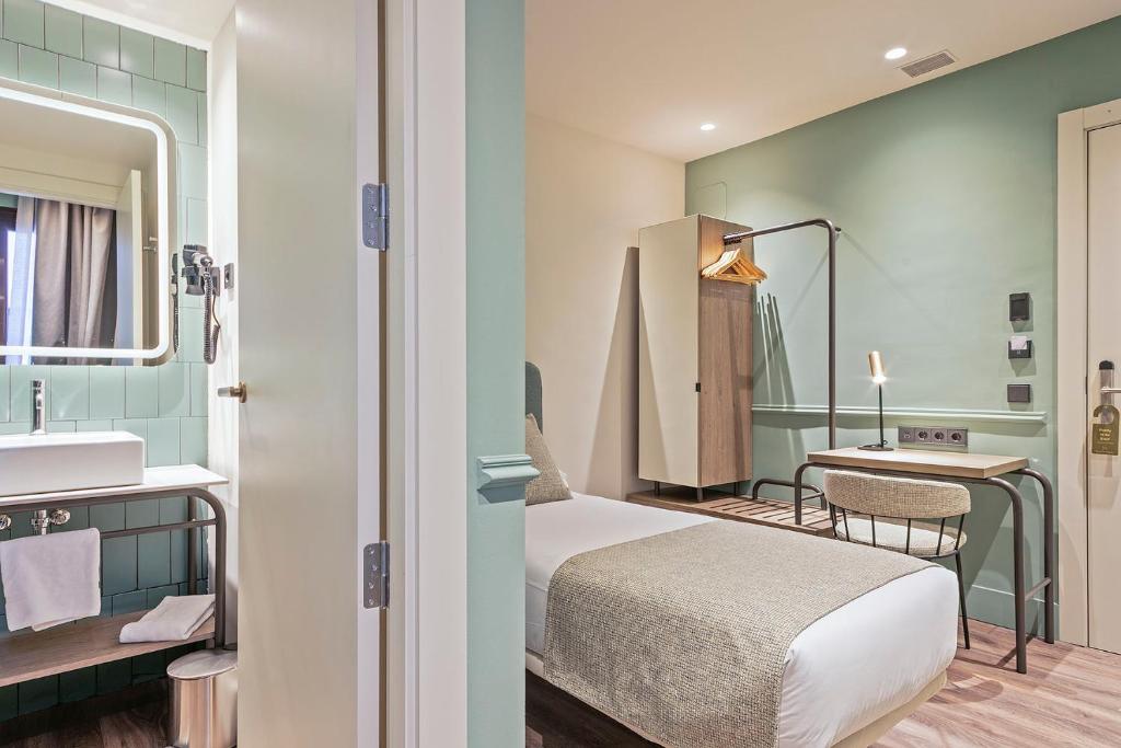 Hotel Via Augusta - Resim 10