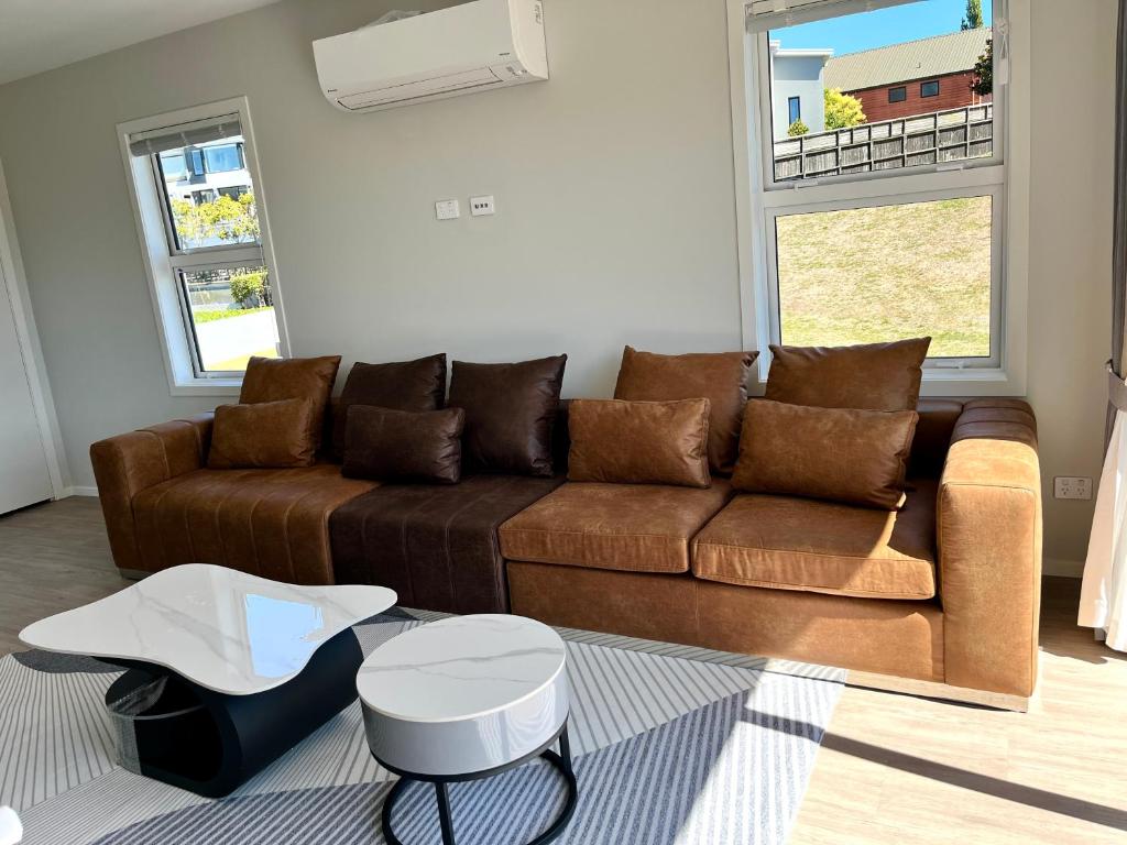 Brand new Lakeside cozy room Hoiho - Resim 15