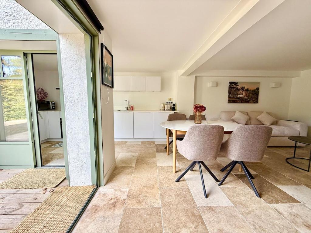 Χώρος καθιστικού στο Pyla sur mer appartement terrasse a 100m de la plage