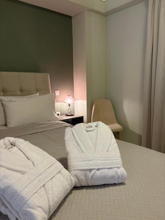 Letto o letti in una camera di Zante Pantheon Hotel