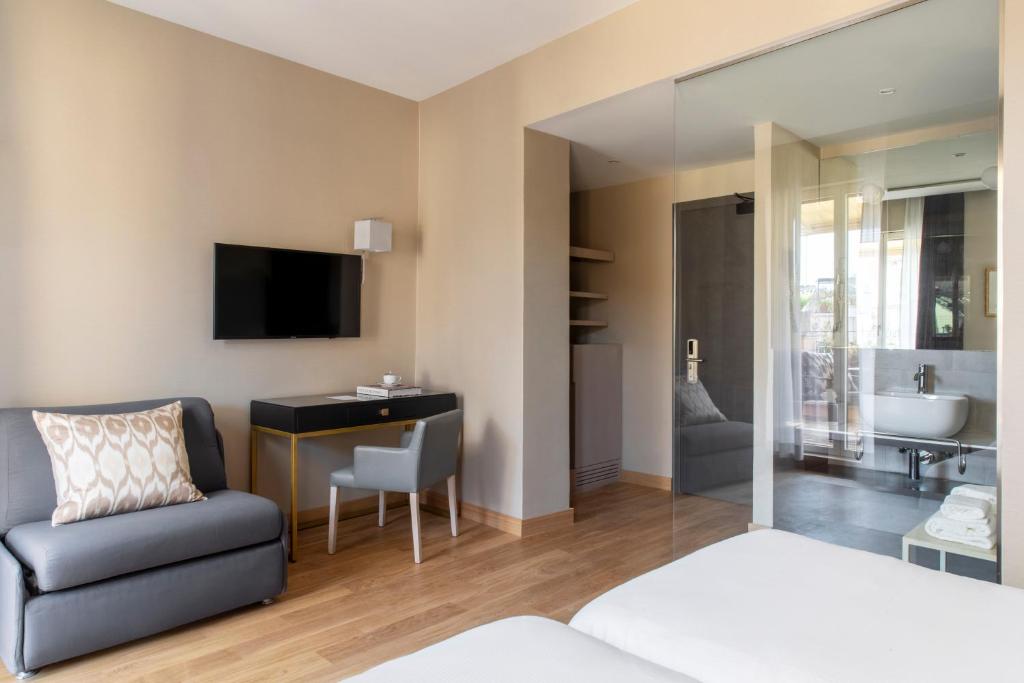 HOTEL ADRIANO Rooftop - Resim 25