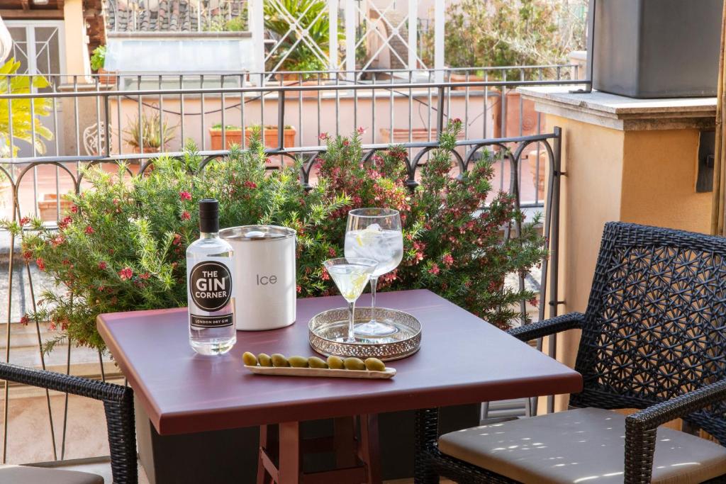 Nápoje v ubytování HOTEL ADRIANO Rooftop