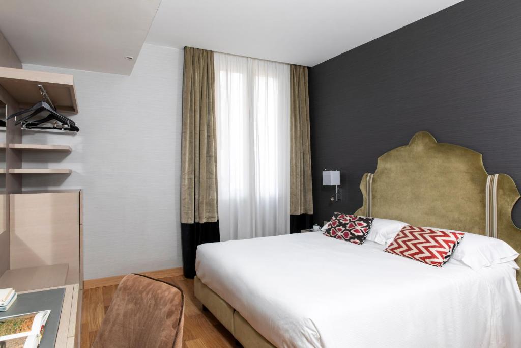 HOTEL ADRIANO Rooftop - Resim 39