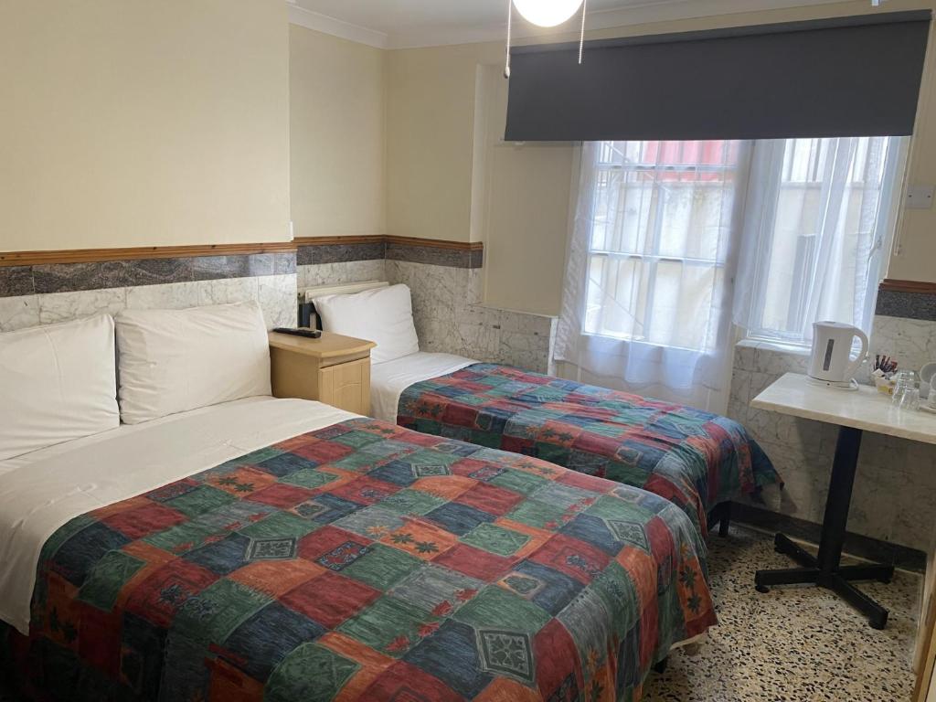 The Belgrove Hotel - Resim 18