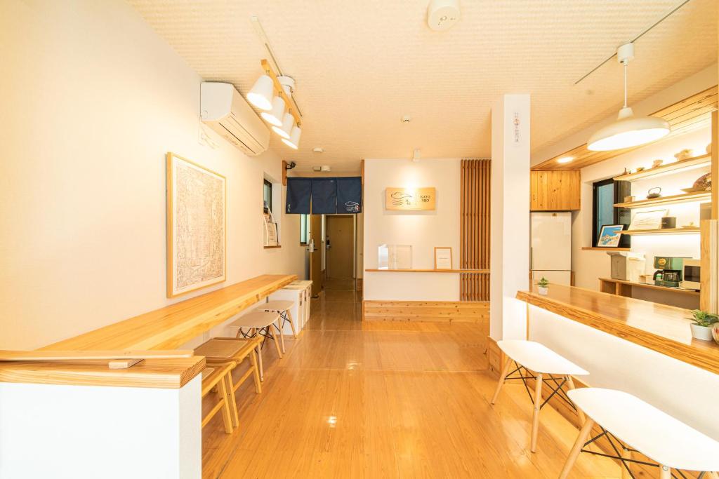 TV a/nebo společenská místnost v ubytování KAYO NIJO Hotel