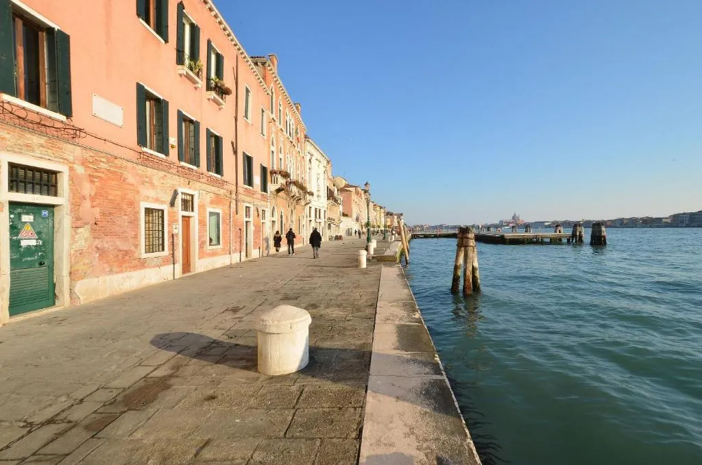 Archibald, Venice, Italy