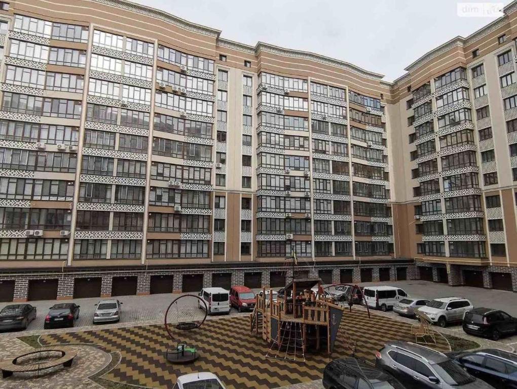 Φωτογραφία από το άλμπουμ του Квартира-студия новострой 2024 в центре города на Проскуровского подполья110а σε Zarechʼye