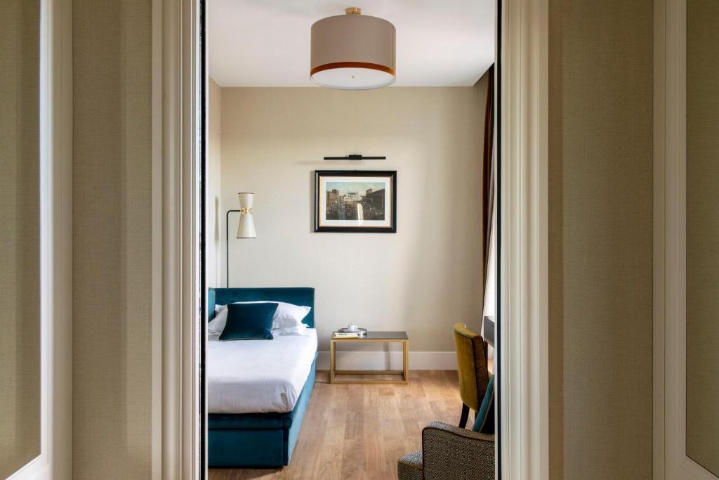 HOTEL ADRIANO Rooftop - Resim 17