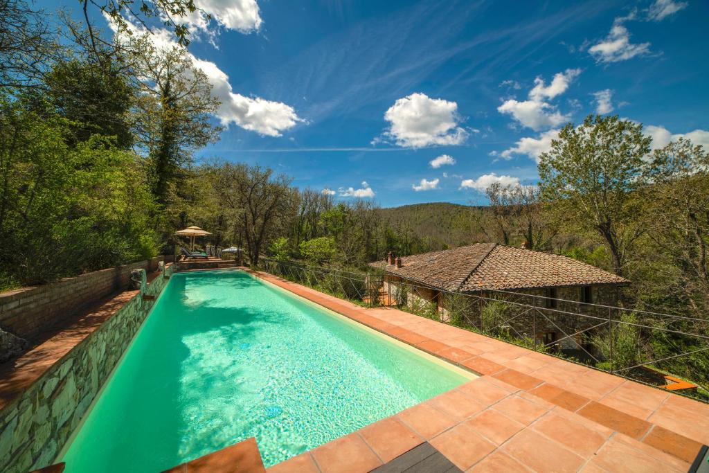 Bazén v ubytování Ultimo Mulino Country Hotel nebo v jeho okolí