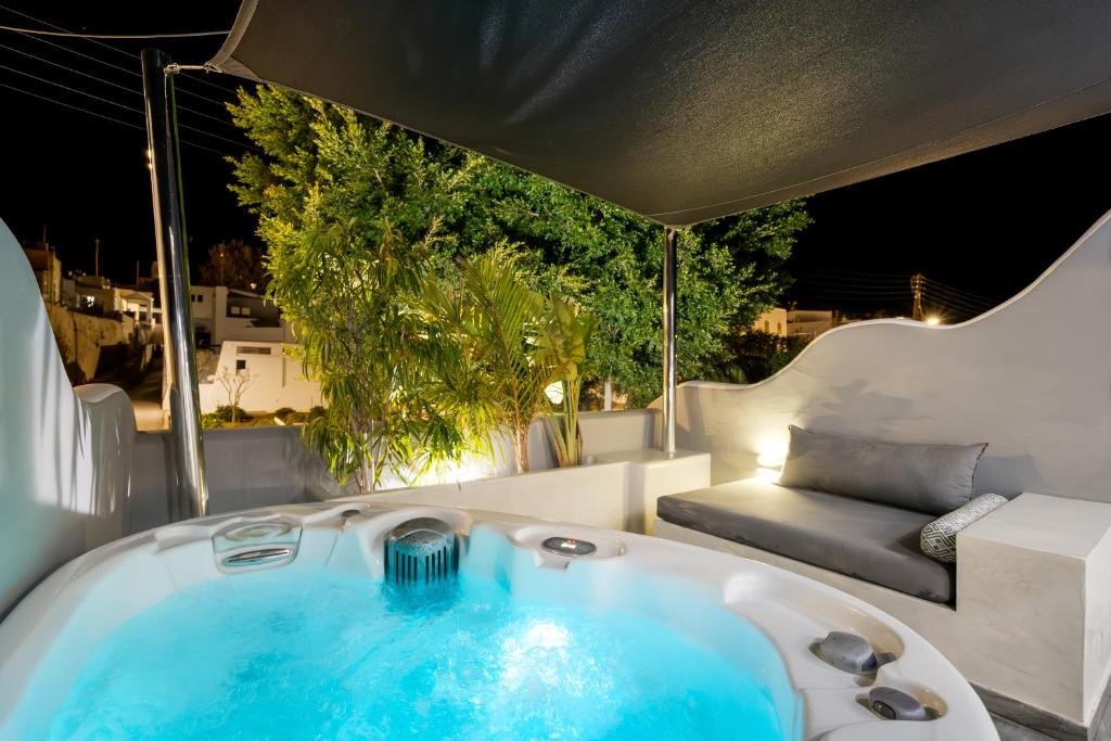 Oasis Suites Fira - Resim 5