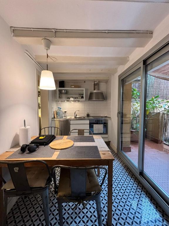 Kuchyň nebo kuchyňský kout v ubytování Rosselló Apartment