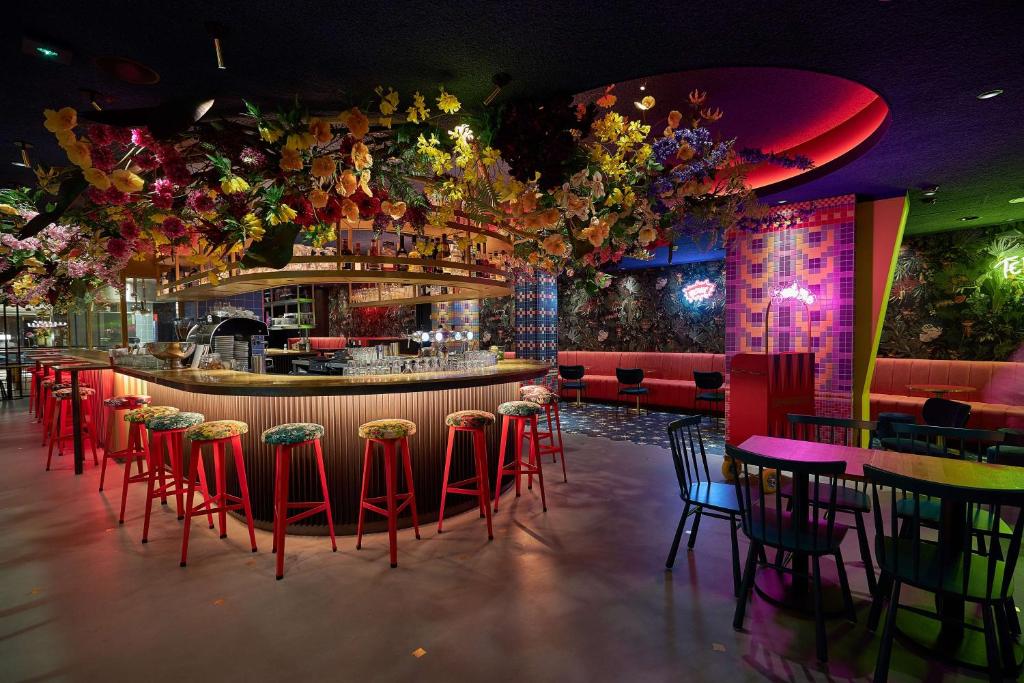 NH Collection Amsterdam Flower Market - Resim 11