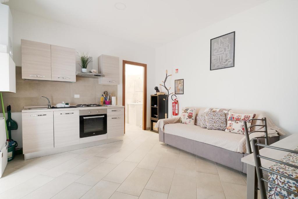 GuestHost - Cozy Ground-Floor Apartment in Affori