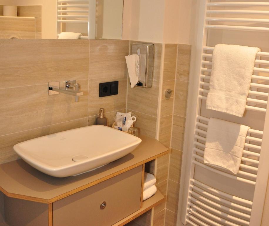 Koupelna v ubytování Hotel Sauerländer Hof