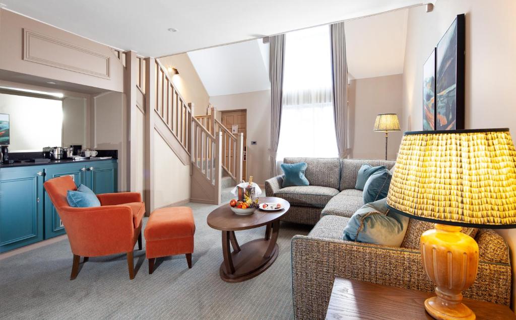Foxhills Club & Resort - 