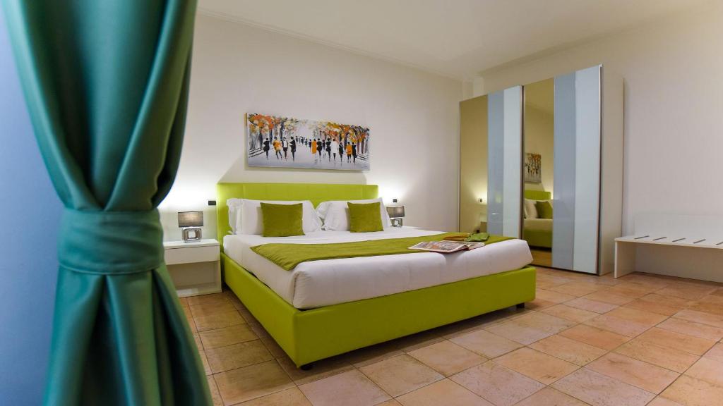 MyTALE Creative Academy Hotel - 