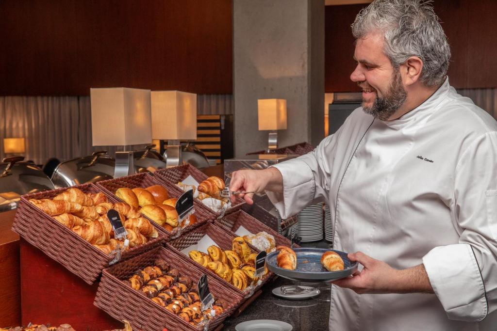 VIP Executive Arts Hotel - Resim 17