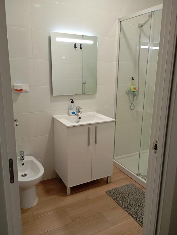 Apartamentos Rous - Solo adultos - Double Room With Private External Bathroom