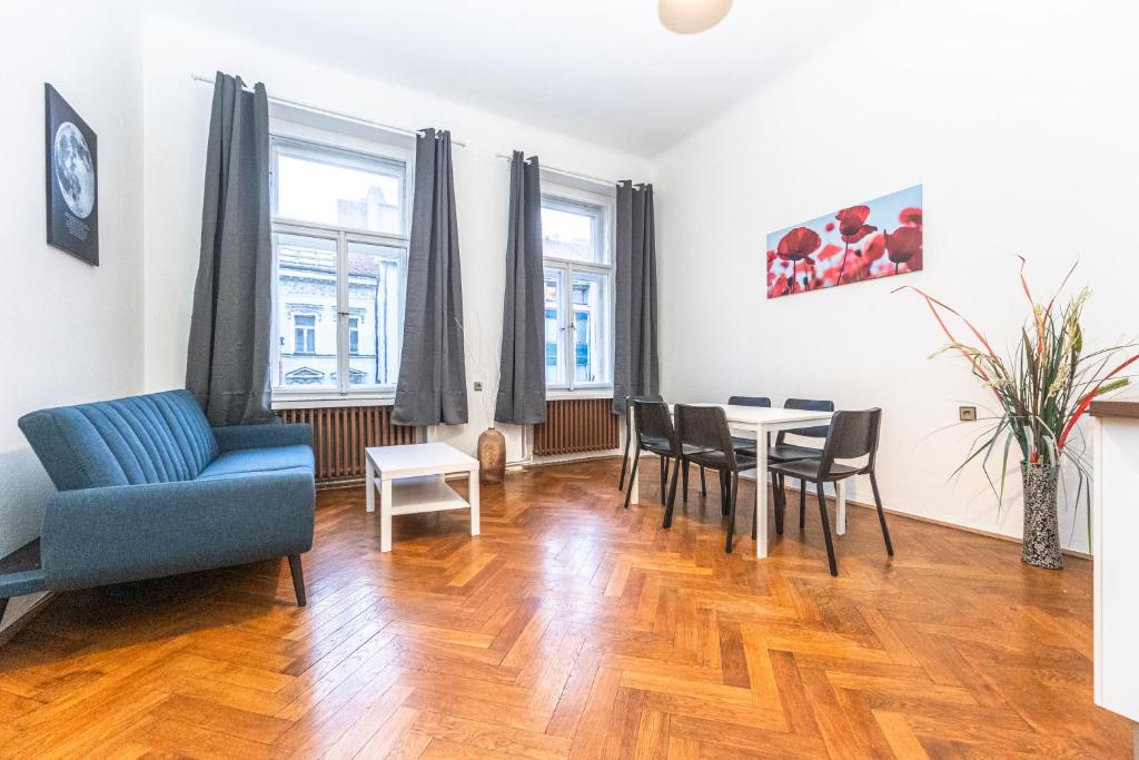 Część wypoczynkowa w obiekcie Legerova Apartments