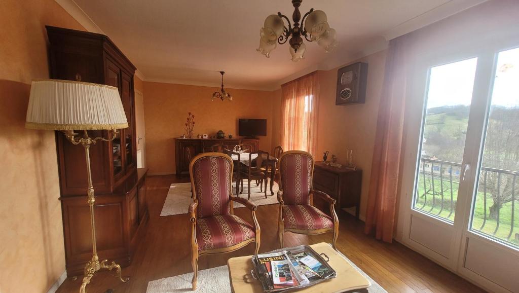 TV a/nebo společenská místnost v ubytování La Maison