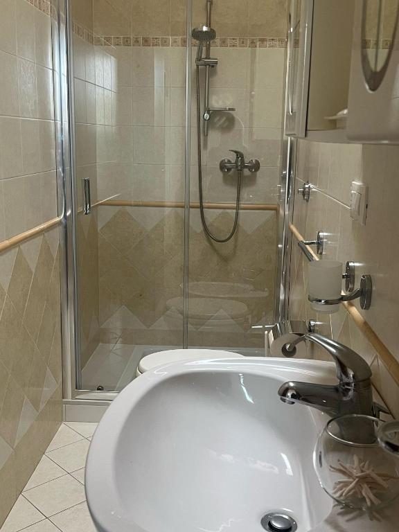 Koupelna v ubytování B&B Villa Striari