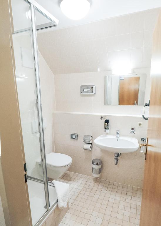 Koupelna v ubytování Gasthaus Kampenwand