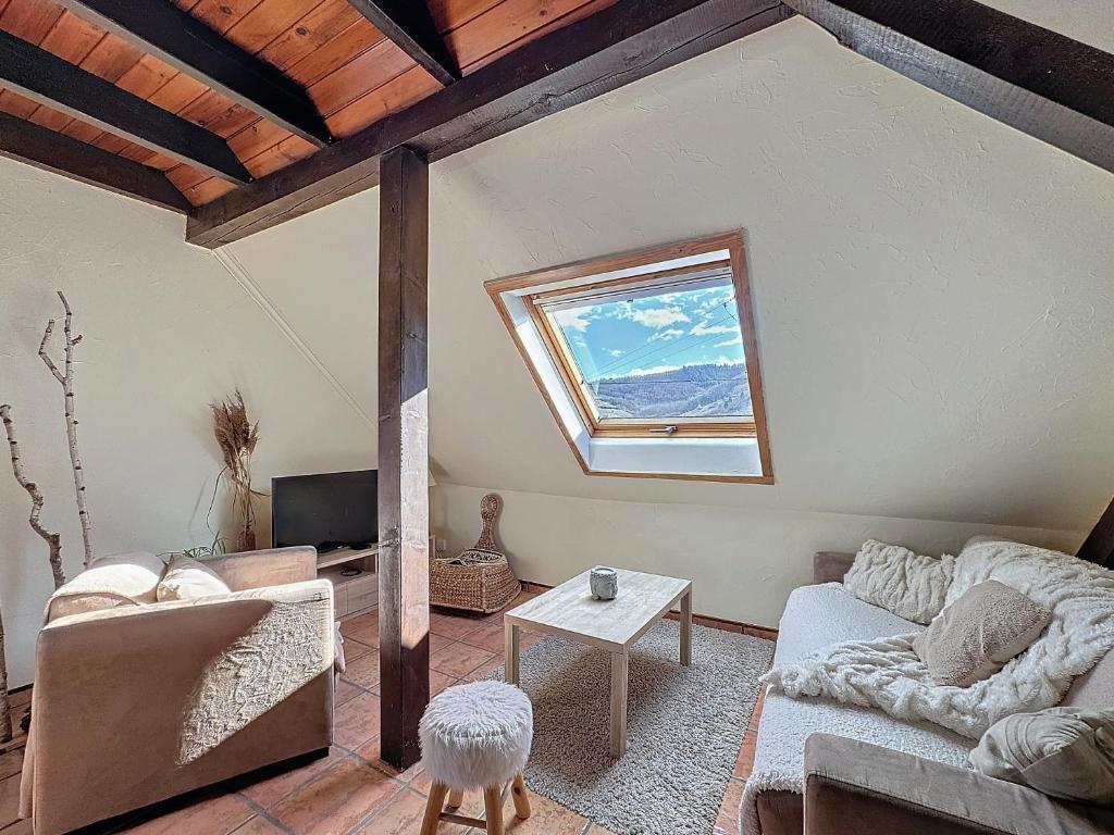 La Belle Étape, Appartement avec Piscine et Spa – photo 18