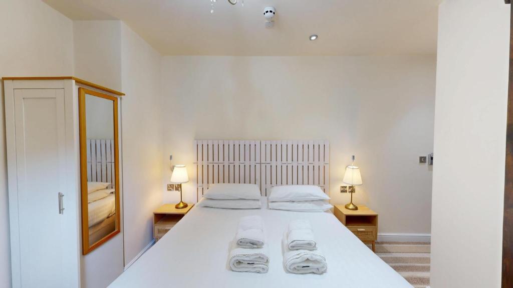 High Tor Hotel - Tweepersoonskamer Met 2 Aparte Bedden En Bad