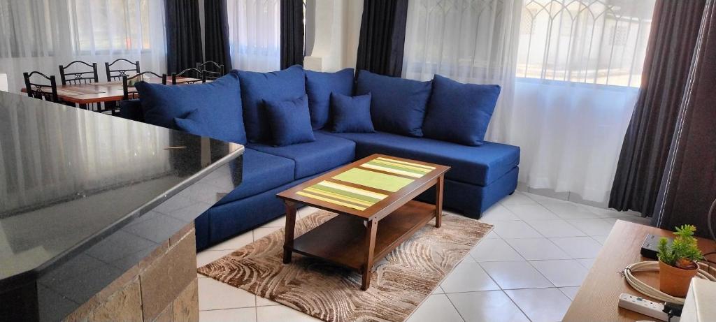Posezení v ubytování Royal Palms Apartment A2