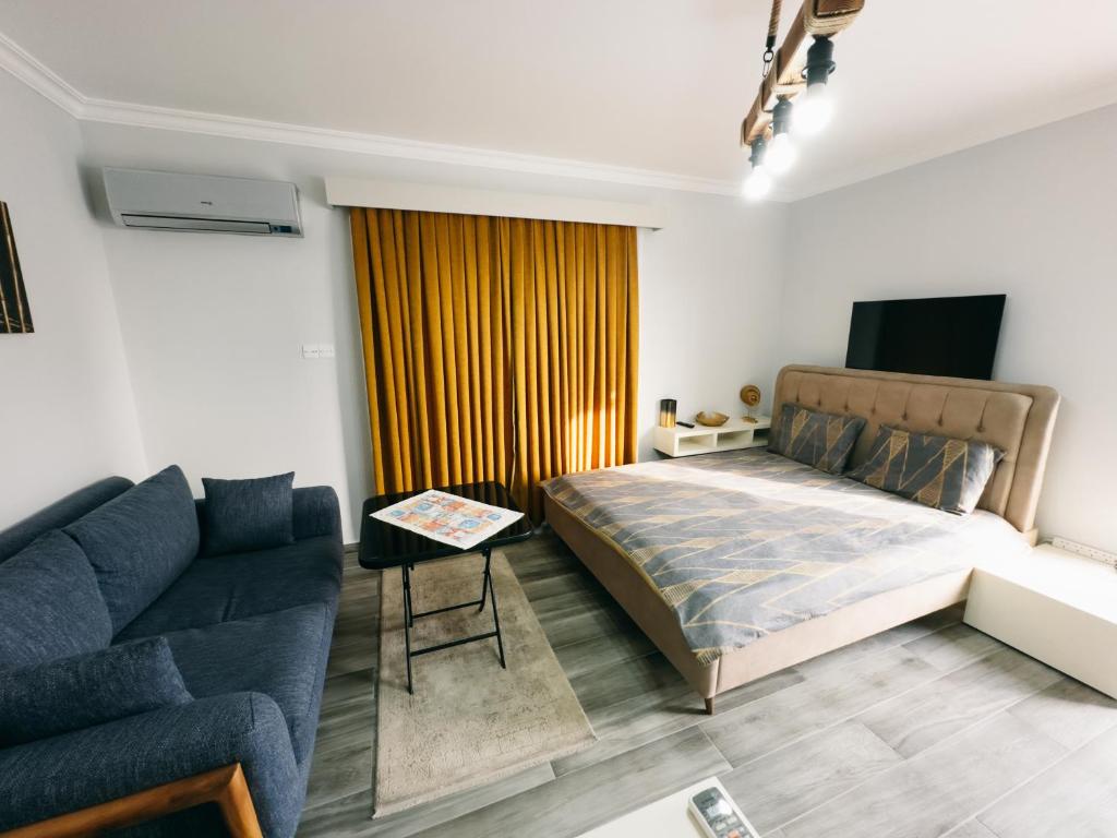 Postel nebo postele na pokoji v ubytování Luxury studio, Iskele, Cyprus