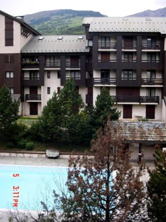 Zdjęcie z galerii obiektu Résidence Glieres - Appartement 2 pièces confortable pour 4 personnes à Bourg Saint Maurice dans une résidence avec piscine et proche du funiculaire MAE-1978 w mieście Bourg-Saint-Maurice