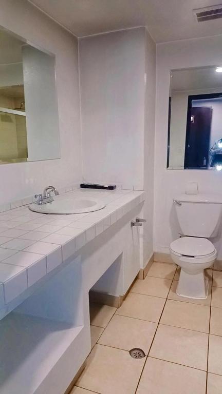 Koupelna v ubytování hotel paraiso