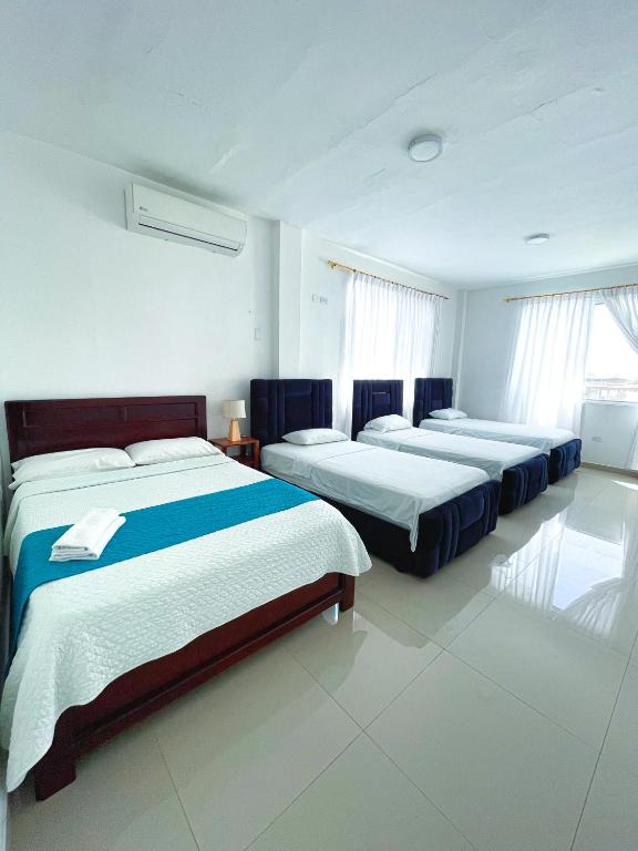 Foto de la galeria de HOSTAL PIAZZOLLA a Manta