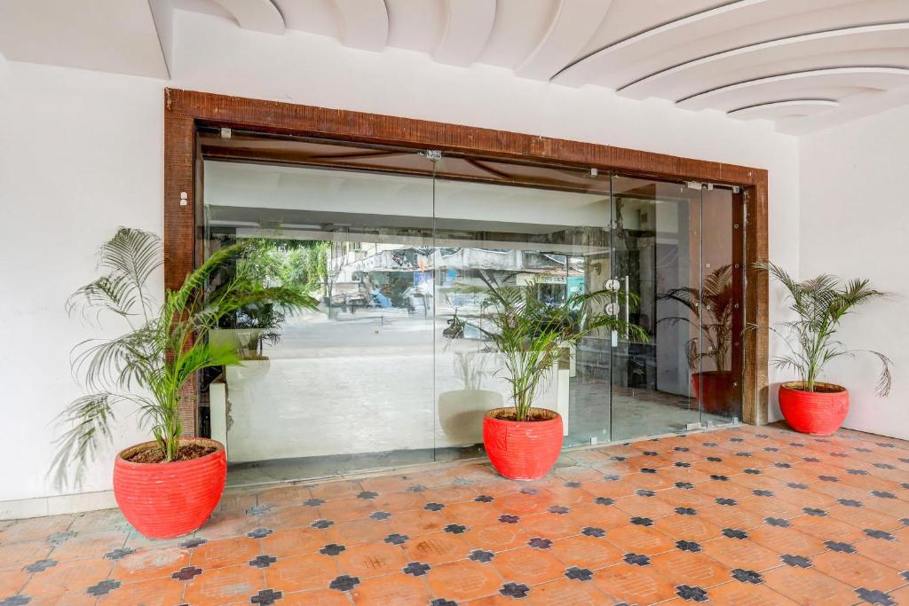 Fotografie z fotogalerie ubytování Super Townhouse Oak Ramdaspeth Downtown v destinaci Nágpur