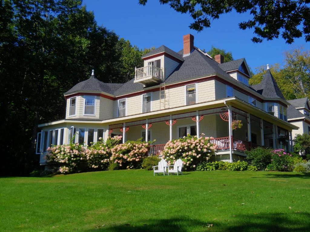 Victorian by the Sea photo