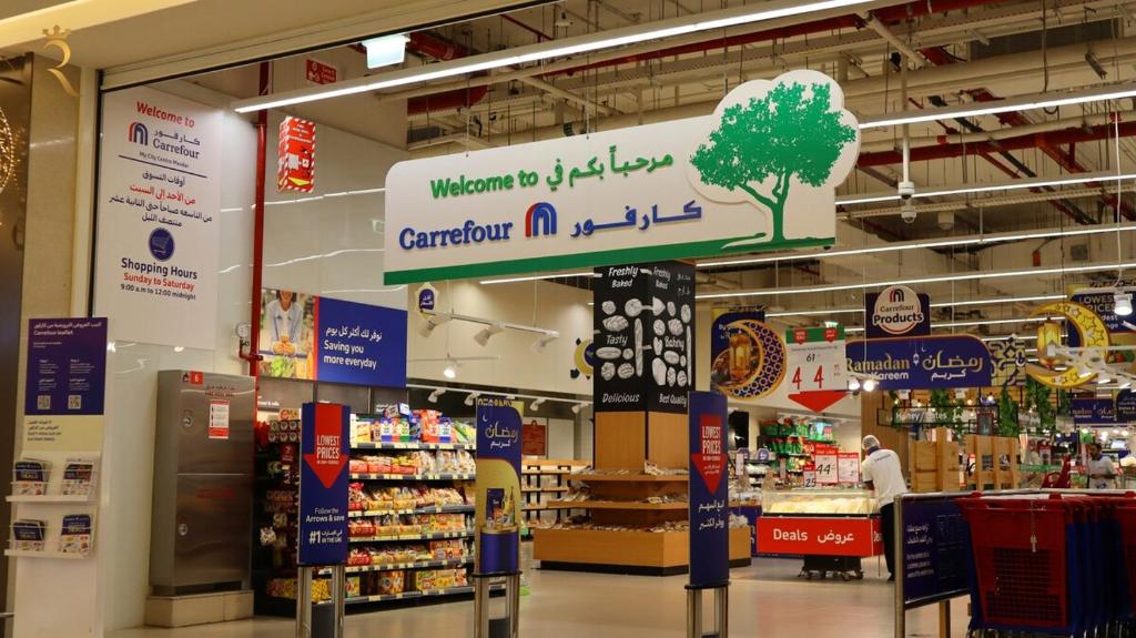 Supermarket nebo jiné obchody v  apartmánu nebo okolí