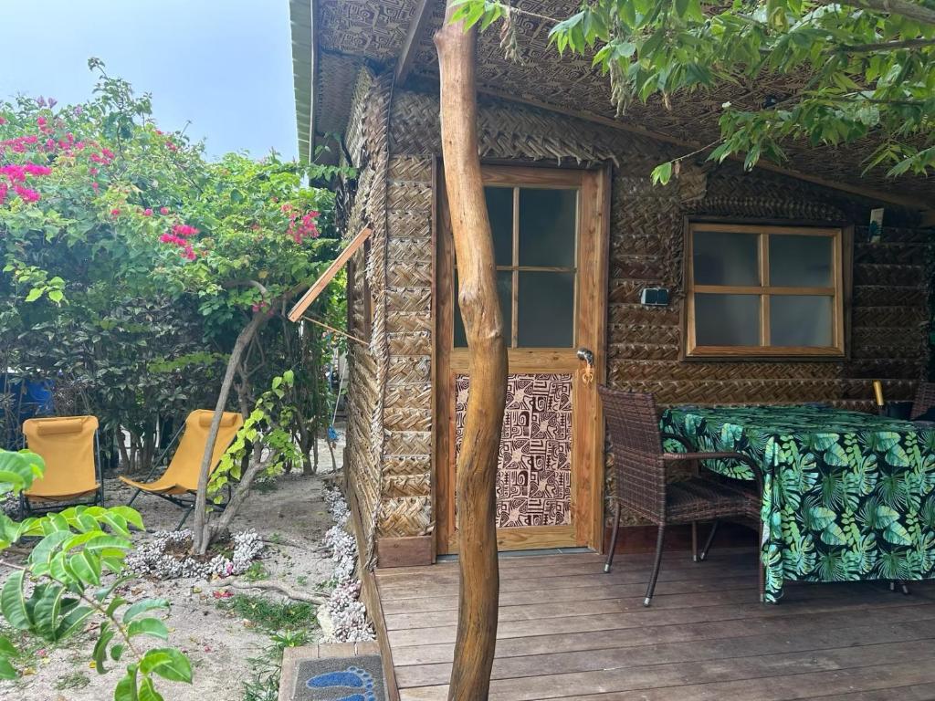 Zahrada ubytování Pension Bounty Rangiroa - Art Gallery & Tropical Garden