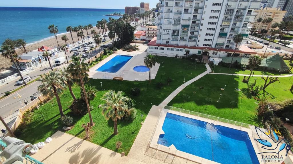 Apt 1st line with wonderful sea views